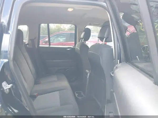 1C4NJDBB3GD550031 2016 JEEP COMPASS - Image 8
