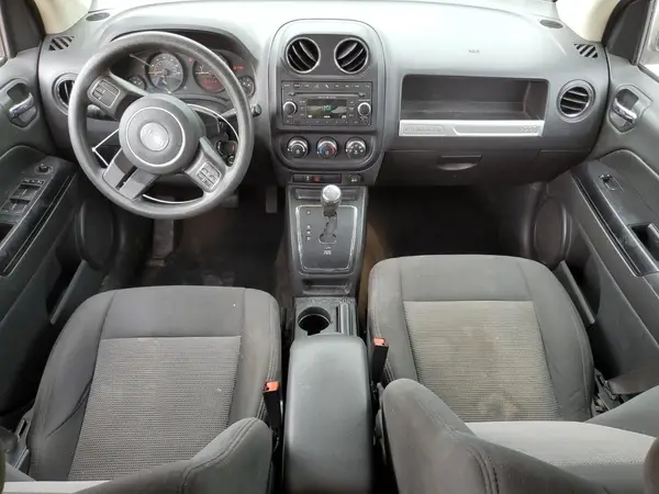 1C4NJDBB3GD586575 2016 JEEP COMPASS - Image 8