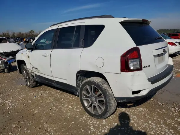 1C4NJDBB3GD586950 2016 JEEP COMPASS - Image 2