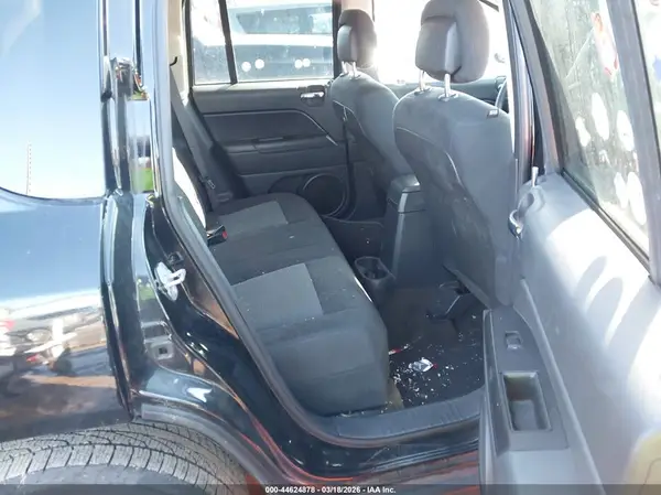 1C4NJDBB3GD617579 2016 JEEP COMPASS - Image 8