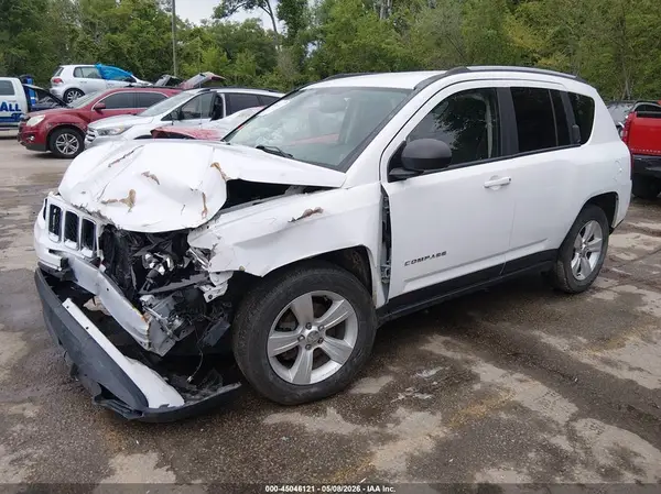1C4NJDBB3GD631515 2016 JEEP COMPASS - Image 2