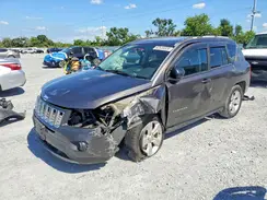 1C4NJDBB3GD635922 2016 JEEP COMPASS