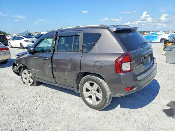 1C4NJDBB3GD635922 2016 JEEP COMPASS - Image 2