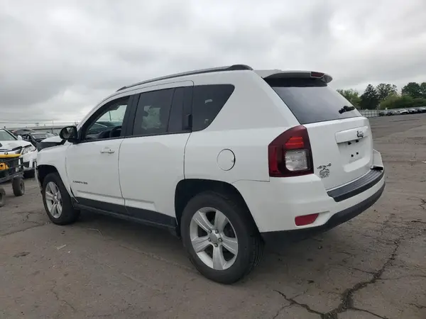 1C4NJDBB3GD647519 2016 JEEP COMPASS - Image 2