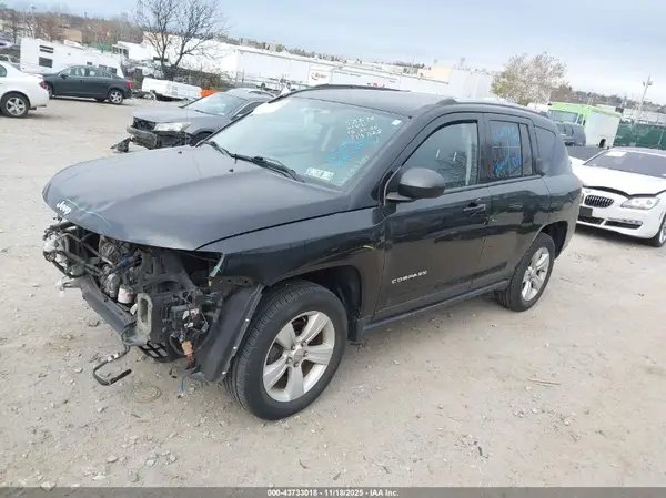 1C4NJDBB3GD714328 2016 JEEP COMPASS - Image 2