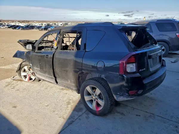1C4NJDBB3GD756367 2016 JEEP COMPASS - Image 2