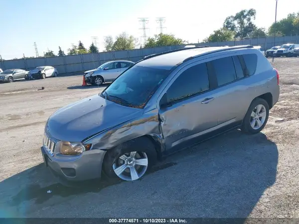 1C4NJDBB3GD778921 2016 JEEP COMPASS - Image 2