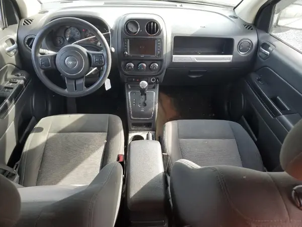 1C4NJDBB3HD133428 2017 JEEP COMPASS - Image 8