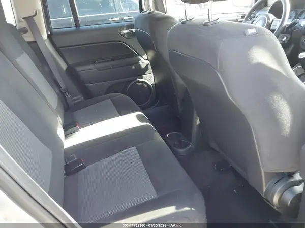 1C4NJDBB3HD151105 2017 JEEP COMPASS - Image 8