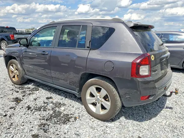1C4NJDBB4GD500870 2016 JEEP COMPASS - Image 2