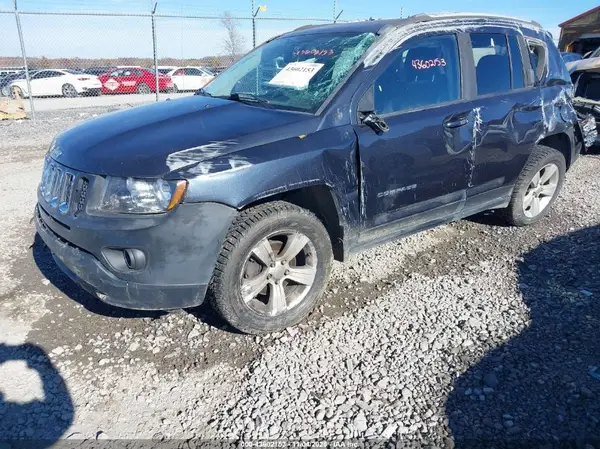 1C4NJDBB4GD520259 2016 JEEP COMPASS - Image 2