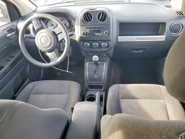 1C4NJDBB4GD556727 2016 JEEP COMPASS - Image 8