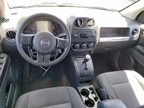 1C4NJDBB4GD630972 2016 JEEP COMPASS - Image 8