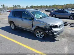 1C4NJDBB4GD637551 2016 JEEP COMPASS