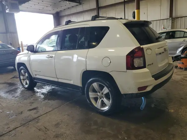 1C4NJDBB4GD647366 2016 JEEP COMPASS - Image 2