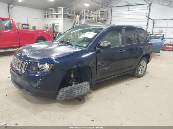 1C4NJDBB4GD662904 2016 JEEP COMPASS - Image 2