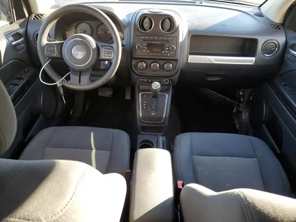 1C4NJDBB4GD663003 2016 JEEP COMPASS - Image 8