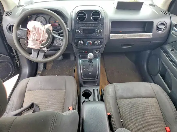 1C4NJDBB4GD714225 2016 JEEP COMPASS - Image 8
