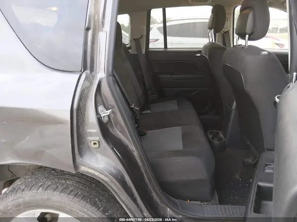 1C4NJDBB4GD741781 2016 JEEP COMPASS - Image 8