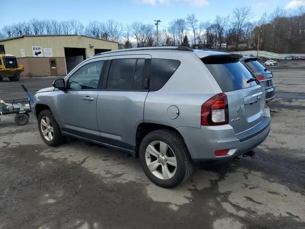 1C4NJDBB4GD745278 2016 JEEP COMPASS - Image 2