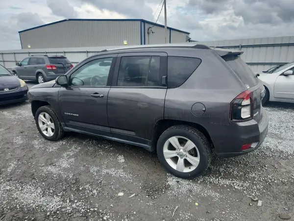 1C4NJDBB4GD756071 2016 JEEP COMPASS - Image 2