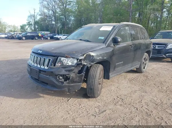 1C4NJDBB4GD756524 2016 JEEP COMPASS - Image 2