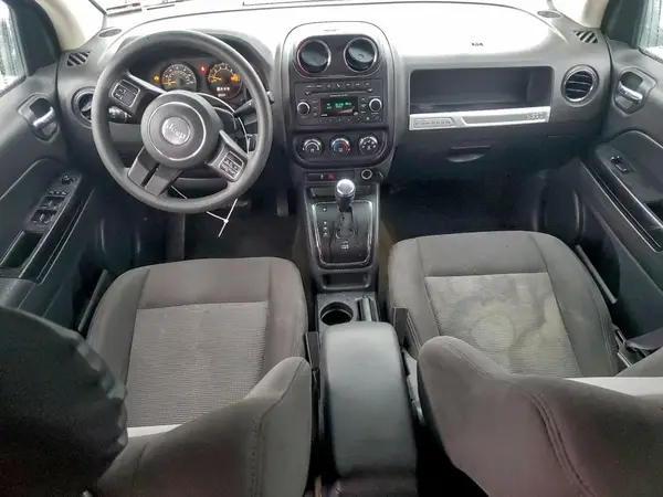 1C4NJDBB4GD757527 2016 JEEP COMPASS - Image 8