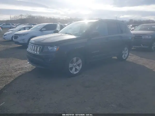 1C4NJDBB4GD778426 2016 JEEP COMPASS - Image 2
