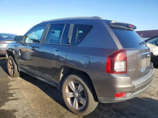 1C4NJDBB4GD780063 2016 JEEP COMPASS - Image 2