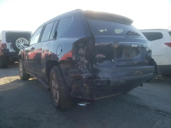 1C4NJDBB4GD780886 2016 JEEP COMPASS - Image 2