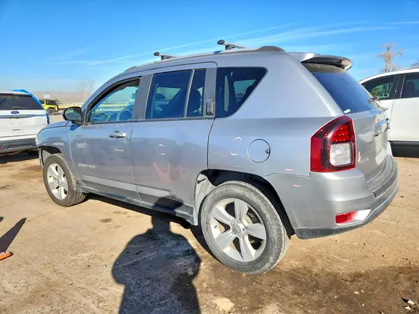 1C4NJDBB4HD106240 2017 JEEP COMPASS - Image 2