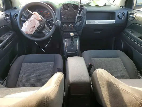 1C4NJDBB4HD129422 2017 JEEP COMPASS - Image 8