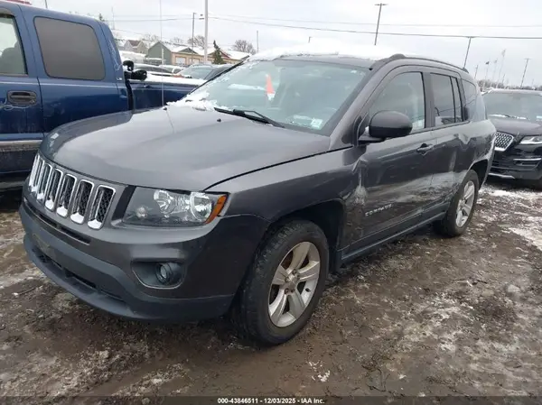 1C4NJDBB4HD143451 2017 JEEP COMPASS - Image 2