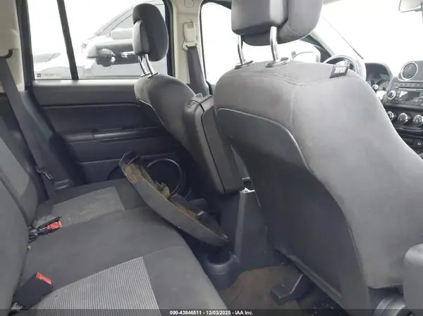 1C4NJDBB4HD143451 2017 JEEP COMPASS - Image 8