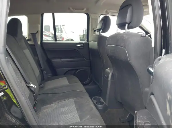 1C4NJDBB4HD143692 2017 JEEP COMPASS - Image 8
