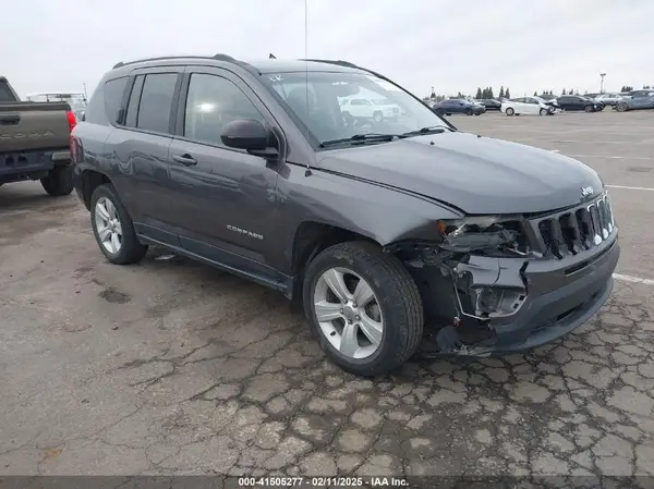 1C4NJDBB4HD154207 2017 JEEP COMPASS - Image 1