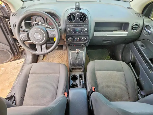 1C4NJDBB5GD511005 2016 JEEP COMPASS - Image 8