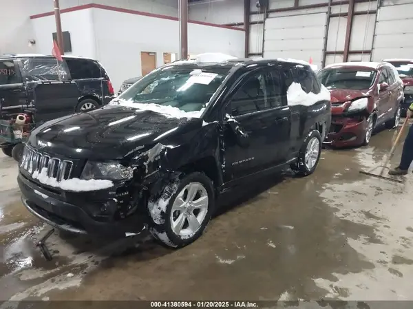 1C4NJDBB5GD520299 2016 JEEP COMPASS - Image 2