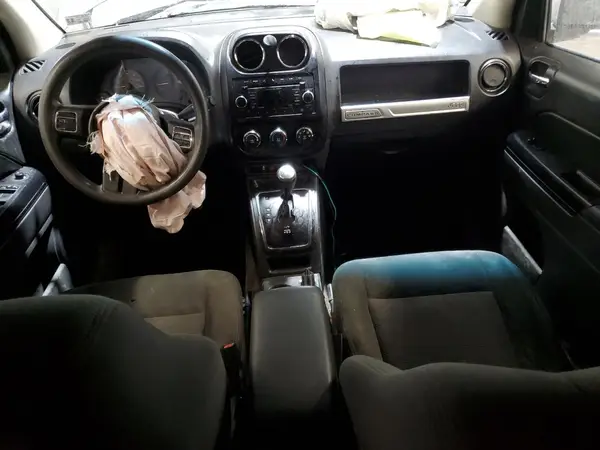 1C4NJDBB5GD587095 2016 JEEP COMPASS - Image 8