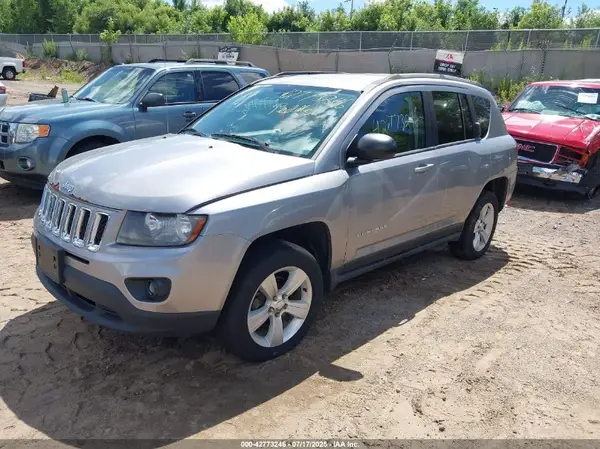 1C4NJDBB5GD610469 2016 JEEP COMPASS - Image 2
