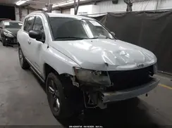 1C4NJDBB5GD617017 2016 JEEP COMPASS