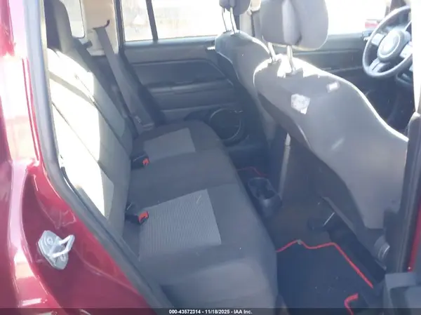 1C4NJDBB5GD638210 2016 JEEP COMPASS - Image 8