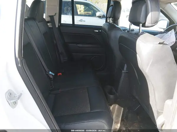 1C4NJDBB5GD672244 2016 JEEP COMPASS - Image 8
