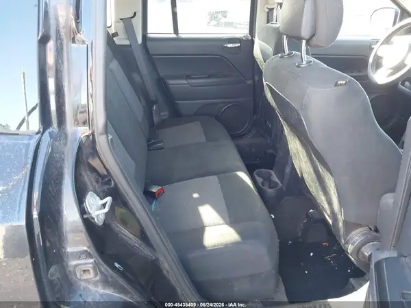 1C4NJDBB5GD723158 2016 JEEP COMPASS - Image 8