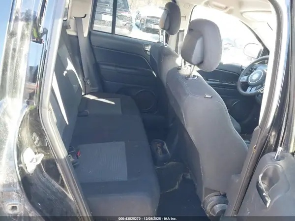 1C4NJDBB5GD780640 2016 JEEP COMPASS - Image 8