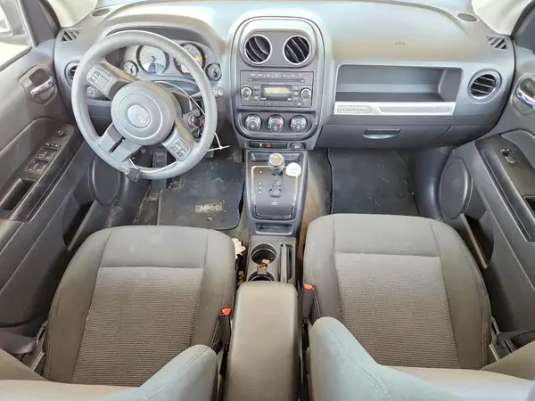 1C4NJDBB5HD104948 2017 JEEP COMPASS - Image 8