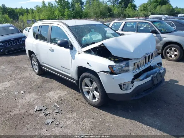 1C4NJDBB5HD107025 2017 JEEP COMPASS - Image 1