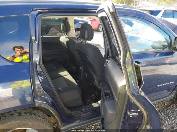 1C4NJDBB5HD154877 2017 JEEP COMPASS - Image 8