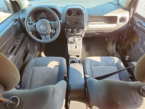 1C4NJDBB6GD510932 2016 JEEP COMPASS - Image 8