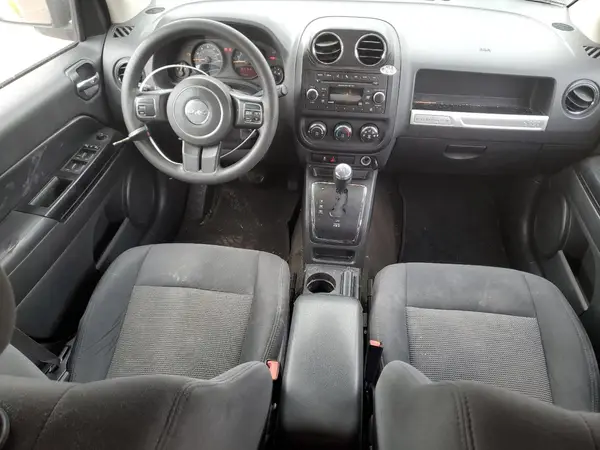 1C4NJDBB6GD520828 2016 JEEP COMPASS - Image 8